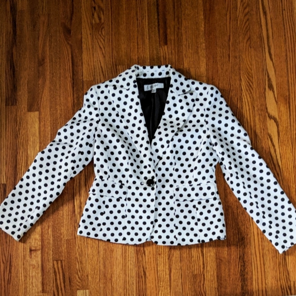 Jones black and white blazer